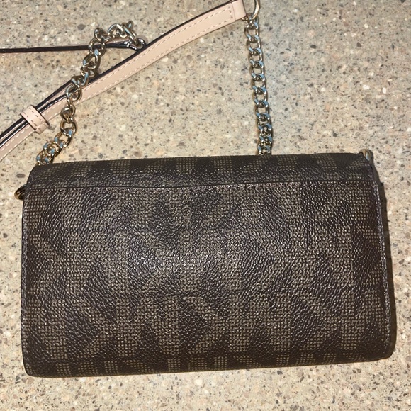 Michael Kors card bag - Picture 2 of 4